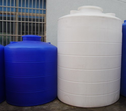 供应PE水箱。PE储罐塑料容器